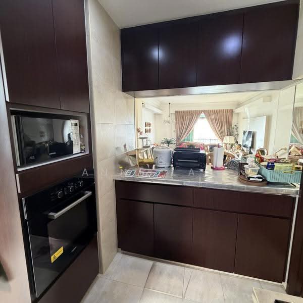 Crystal Rhu, 8A Tanjong Rhu Road, East Coast / Marine Parade, 3 Bedrooms, 1,281 sqft, Apartment For Rent, by Anne Lay, 500269916 - Kitchen - PropertyGuru.com.sg