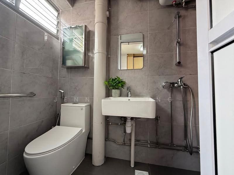 14 Toh Yi Drive, 14 Toh Yi Drive, Clementi Park / Upper Bukit Timah, 4 Bedrooms, 1,313 sqft, HDB Flat For Sale, by Jennifer Ong, 500269925 - Bathroom - PropertyGuru.com.sg