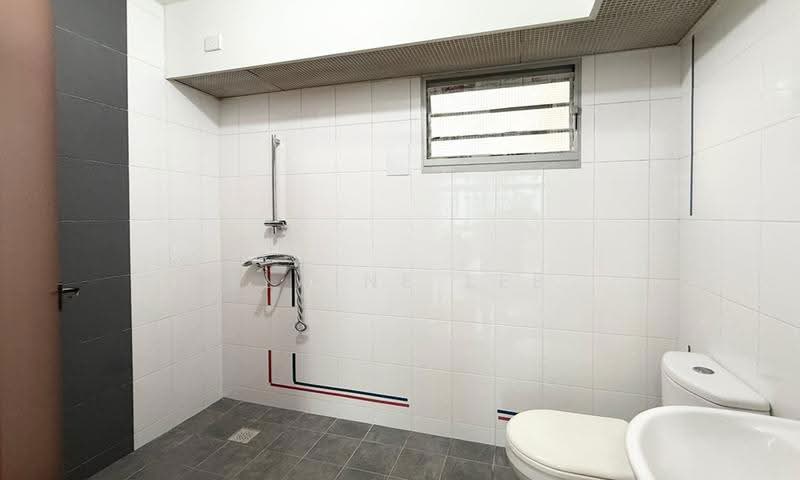 623C Punggol Central, 623C Punggol Central, Hougang / Punggol / Sengkang, 2 Bedrooms, 742 sqft, HDB Flat For Sale, by Elaine Lee, 500269928 - Bathroom - PropertyGuru.com.sg