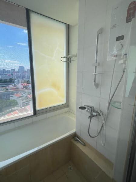 Kerrisdale, 30 Sturdee Road, Farrer Park / Serangoon Rd, 2 Bedrooms, 990 sqft, Condominium For Rent, by Zen Neo, 500269932 - Bathroom - PropertyGuru.com.sg