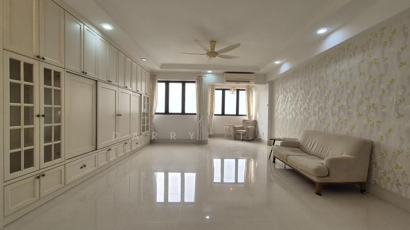 Kensington Park, 12 Kensington Park Drive, Hougang / Punggol / Sengkang, 3 Bedrooms, 1,658 sqft, Condominium For Sale, by Darryl Tan, 500269936 - Living Room - PropertyGuru.com.sg