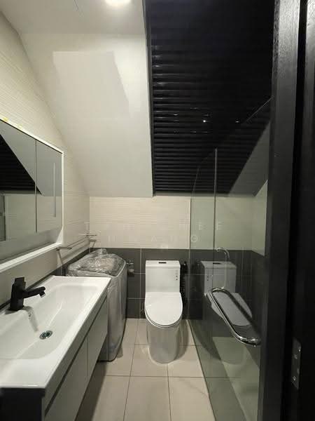 250D Compassvale Street, 250D Compassvale Street, Hougang / Punggol / Sengkang, Studio, 375 sqft, HDB Flat For Rent, by Tan Chee Hwang, 500269938 - Bathroom - PropertyGuru.com.sg