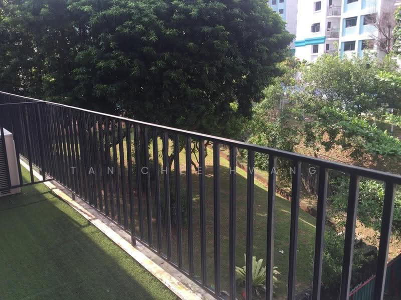 250D Compassvale Street, 250D Compassvale Street, Hougang / Punggol / Sengkang, Studio, 375 sqft, HDB Flat For Rent, by Tan Chee Hwang, 500269938 - Balcony - PropertyGuru.com.sg
