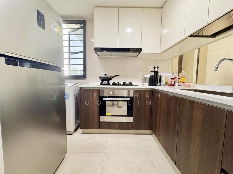 Symphony Suites, 15 Yishun Close, Sembawang / Yishun, 3 Bedrooms, 786 sqft, Condominium For Sale, by Varien Thang Toon Lim, 500269944 - Kitchen - PropertyGuru.com.sg