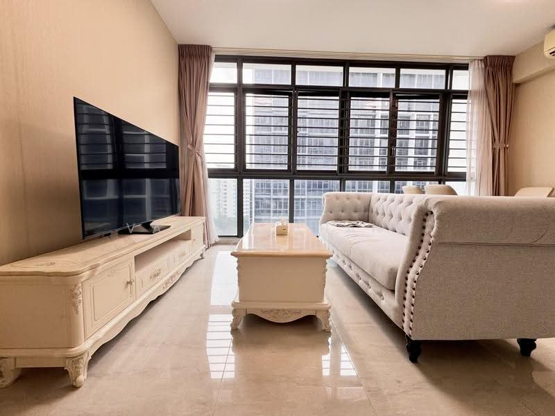 Symphony Suites, 15 Yishun Close, Sembawang / Yishun, 3 Bedrooms, 786 sqft, Condominium For Sale, by Varien Thang Toon Lim, 500269944 - Living Room - PropertyGuru.com.sg