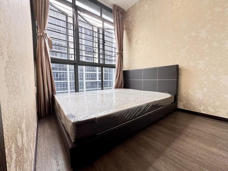 Symphony Suites, 15 Yishun Close, Sembawang / Yishun, 3 Bedrooms, 786 sqft, Condominium For Sale, by Varien Thang Toon Lim, 500269944 - Bedroom - PropertyGuru.com.sg