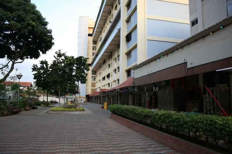 749 Yishun Street 72, 749 Yishun Street 72, Sembawang / Yishun, Room Rental, 200 sqft, HDB Flat For Rent, by Jeslyn Lim, 500269954 - Exterior - PropertyGuru.com.sg