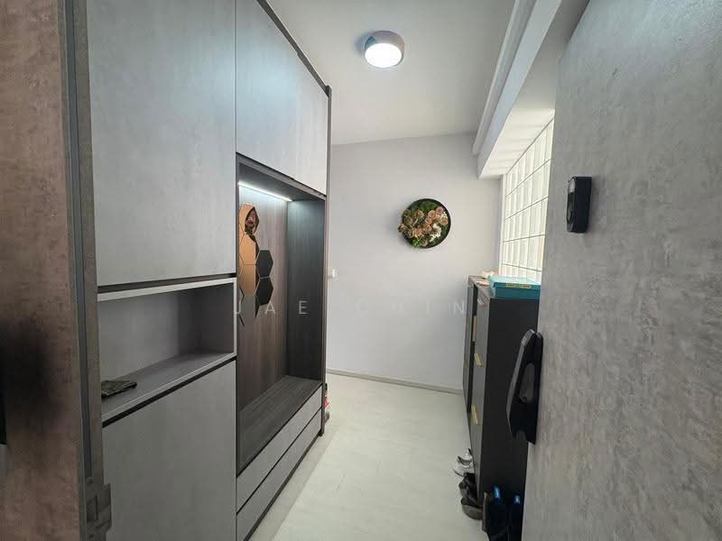 185 Bedok North Road, 185 Bedok North Road, Bedok / Upper East Coast, 3 Bedrooms, 990 sqft, HDB Flat For Sale, by Jae Chin, 500269955 - Entrance - PropertyGuru.com.sg