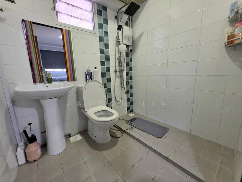 803B Keat Hong Close, 803B Keat Hong Close, Dairy Farm / Bukit Panjang / Choa Chu Kang, 3 Bedrooms, 1,001 sqft, HDB Flat For Sale, by Jayson Lim, 500269958 - Bathroom - PropertyGuru.com.sg
