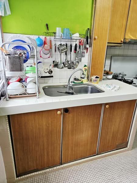456 Ang Mo Kio Avenue 10, 456 Ang Mo Kio Avenue 10, Ang Mo Kio / Bishan / Thomson, 2 Bedrooms, 807 sqft, HDB Flat For Sale, by Mariam BiBi, 500269978 - Kitchen - PropertyGuru.com.sg
