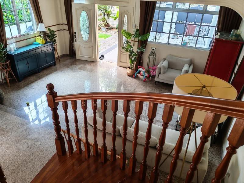 Dairy Farm/Cashew MRT/CHIJ, St Joseph Church, Dairy Farm / Bukit Panjang / Choa Chu Kang, 5 Bedrooms, 4,000 sqft, Bungalow House For Rent, by Desmond Tan, 500269997 - Entrance - PropertyGuru.com.sg