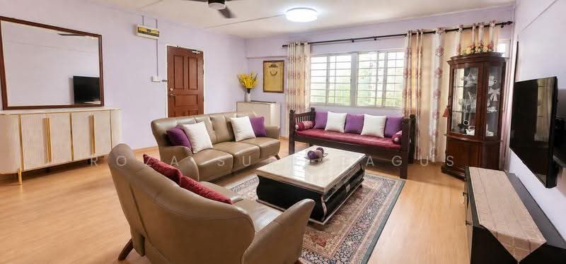 324 Hougang Avenue 5, 324 Hougang Avenue 5, Hougang / Punggol / Sengkang, 3 Bedrooms, 1,119 sqft, HDB Flat For Sale, by Roza Sure Bagus, 500270018 - Living Room - PropertyGuru.com.sg