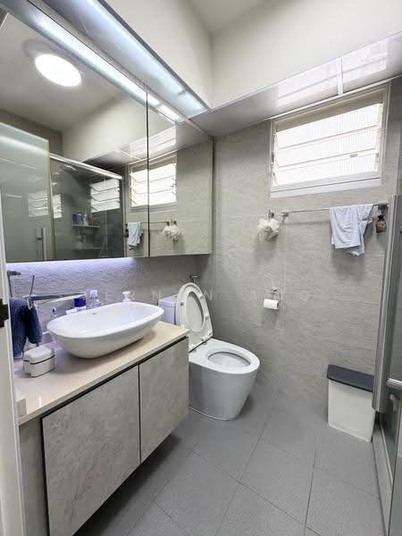 812A Choa Chu Kang Avenue 7, 812A Choa Chu Kang Avenue 7, Dairy Farm / Bukit Panjang / Choa Chu Kang, 3 Bedrooms, 1,216 sqft, HDB Flat For Sale, by Vernon Ang, 500270020 - Bathroom - PropertyGuru.com.sg