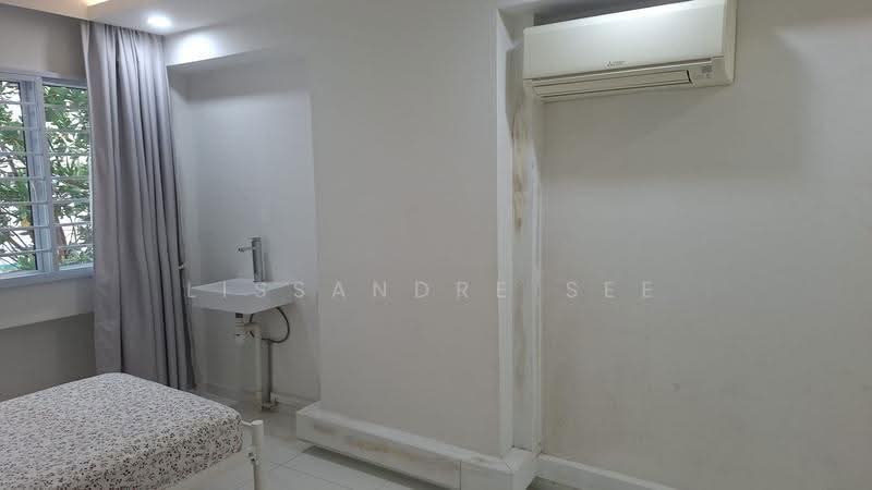 724 Pasir Ris Street 72, 724 Pasir Ris Street 72, Pasir Ris / Tampines, Room Rental, 200 sqft, HDB Flat For Rent, by Lissandre See, 500270028 - Bedroom - PropertyGuru.com.sg