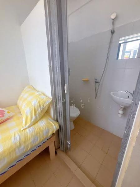 Kerrisdale, 30 Sturdee Road, Farrer Park / Serangoon Rd, Room Rental, 100 sqft, Condominium For Rent, by ling, 500270055 - Bedroom - PropertyGuru.com.sg
