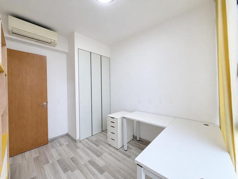 La Fiesta, 56 Sengkang Square, Hougang / Punggol / Sengkang, 2 Bedrooms, 753 sqft, Condominium For Sale, by Kesinee Kess, 500270061 - Study - PropertyGuru.com.sg