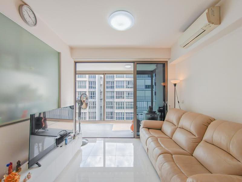 Rivercove Residences EC, 20 Anchorvale Ln, Hougang / Punggol / Sengkang, 3 Bedrooms, 1,109 sqft, Condominium For Sale, by Edmund Lim, 500270063 - Living Room - PropertyGuru.com.sg