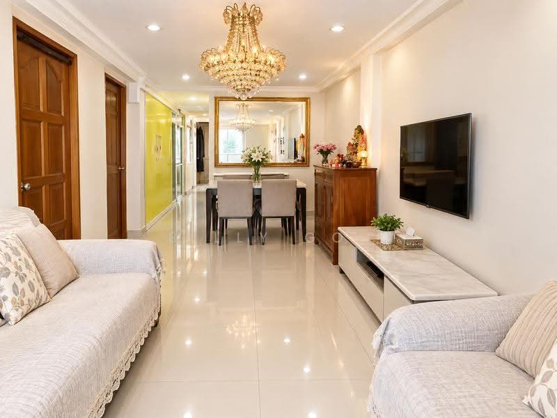 16 Eunos Crescent, 16 Eunos Crescent, Eunos / Geylang / Paya Lebar, 2 Bedrooms, 635 sqft, HDB Flat For Sale, by Billy Goh, 500270085 - Living Room - PropertyGuru.com.sg