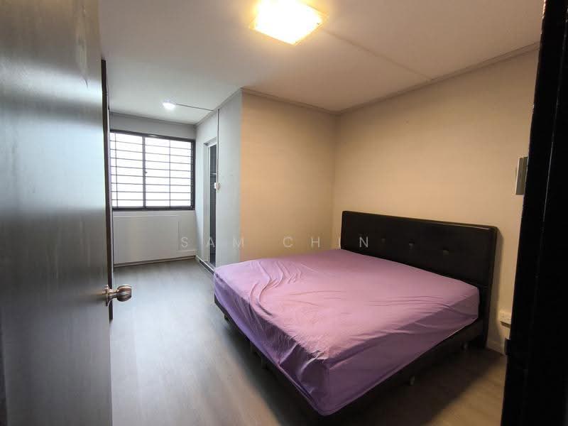 814 Jurong West Street 81, 814 Jurong West Street 81, Boon Lay / Jurong / Tuas, 4 Bedrooms, 1,119 sqft, HDB Flat For Rent, by Sam Chin, 500270086 - Bedroom - PropertyGuru.com.sg