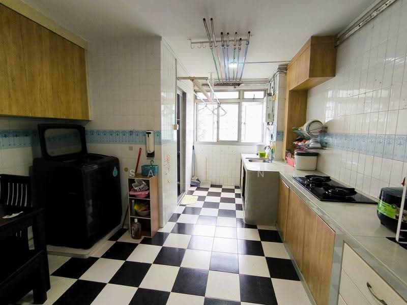 814 Jurong West Street 81, 814 Jurong West Street 81, Boon Lay / Jurong / Tuas, 4 Bedrooms, 1,119 sqft, HDB Flat For Rent, by Sam Chin, 500270086 - Kitchen - PropertyGuru.com.sg