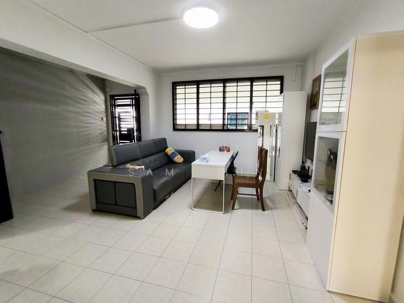 814 Jurong West Street 81, 814 Jurong West Street 81, Boon Lay / Jurong / Tuas, 4 Bedrooms, 1,119 sqft, HDB Flat For Rent, by Sam Chin, 500270086 - Living Room - PropertyGuru.com.sg