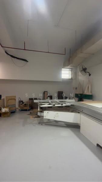 Eunos Warehouse Complex, 1 1, Eunos / Geylang / Paya Lebar, 1,733 sqft, Factory / Workshop (B2) For Rent, by Ssharon Loh, 500270087 - CommercialGuru.com.sg