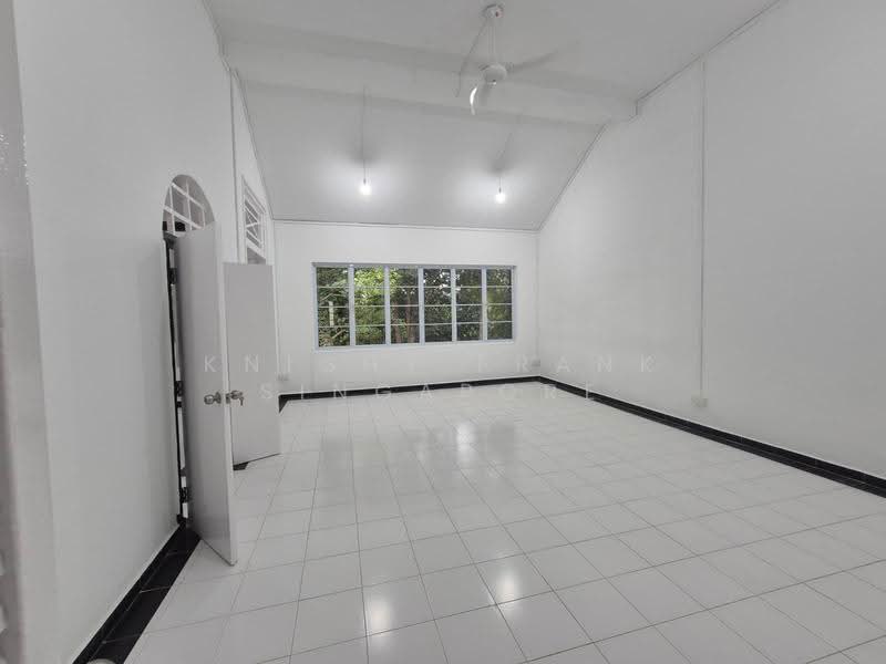 60 Upavon Road #03, Changi Airport / Changi Village, 2 Bedrooms, 1,292 sqft, Terraced House For Rent, by BELVRI MOK, 500270090 - Interior - PropertyGuru.com.sg