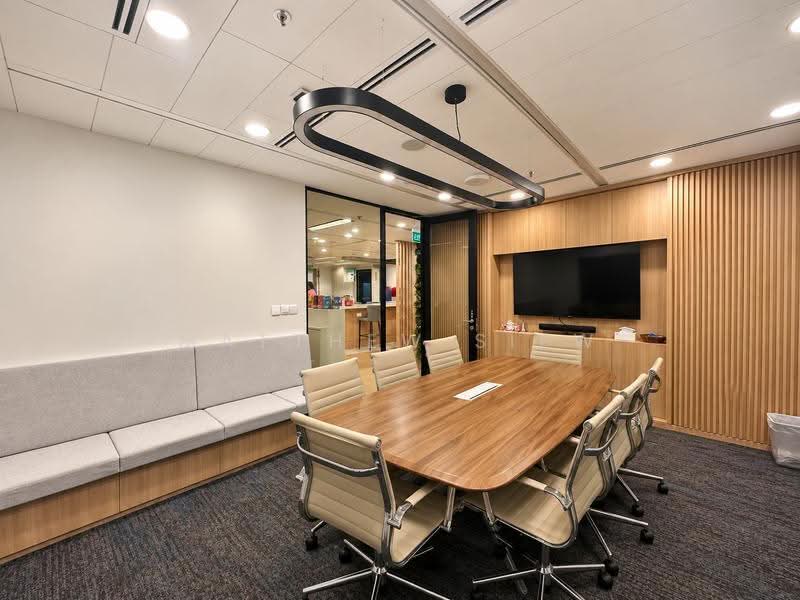 Gateway East, 152 Beach Road, Beach Road / Bugis / Rochor, 1,770 sqft, Office For Rent, by Matthew Siew, 500270109 - Interior - CommercialGuru.com.sg