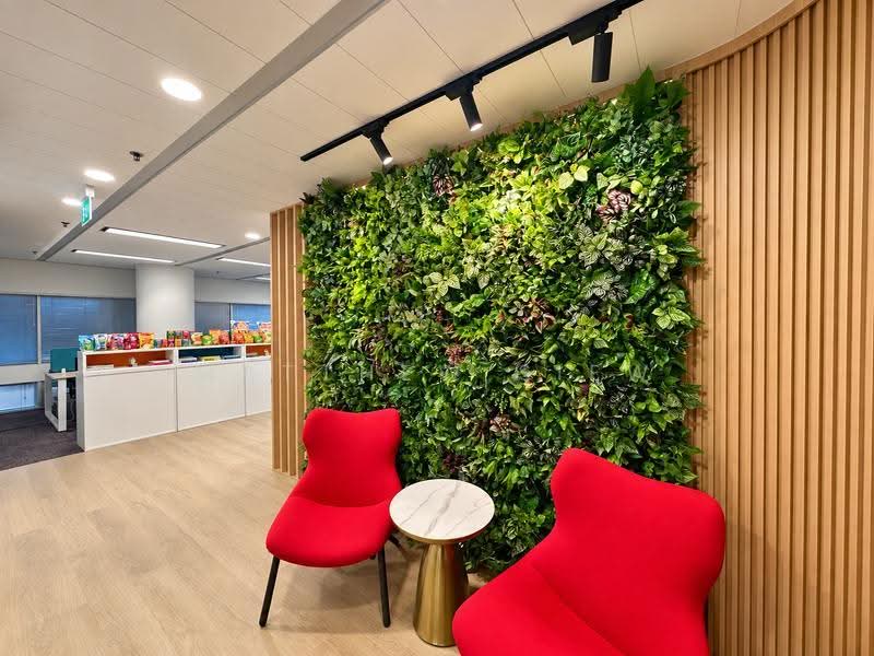 Gateway East, 152 Beach Road, Beach Road / Bugis / Rochor, 1,770 sqft, Office For Rent, by Matthew Siew, 500270109 - Interior - CommercialGuru.com.sg