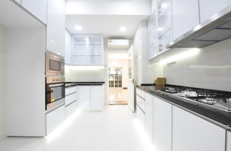 Gentle Villas, Gentle Drive, Newton / Novena, 5 Bedrooms, 7,382 sqft, Detached House For Rent, by Angela Ng, 500270126 - Kitchen - PropertyGuru.com.sg
