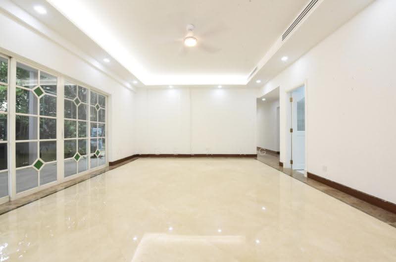 Gentle Villas, Gentle Drive, Newton / Novena, 5 Bedrooms, 7,382 sqft, Detached House For Rent, by Angela Ng, 500270126 - Living Room - PropertyGuru.com.sg