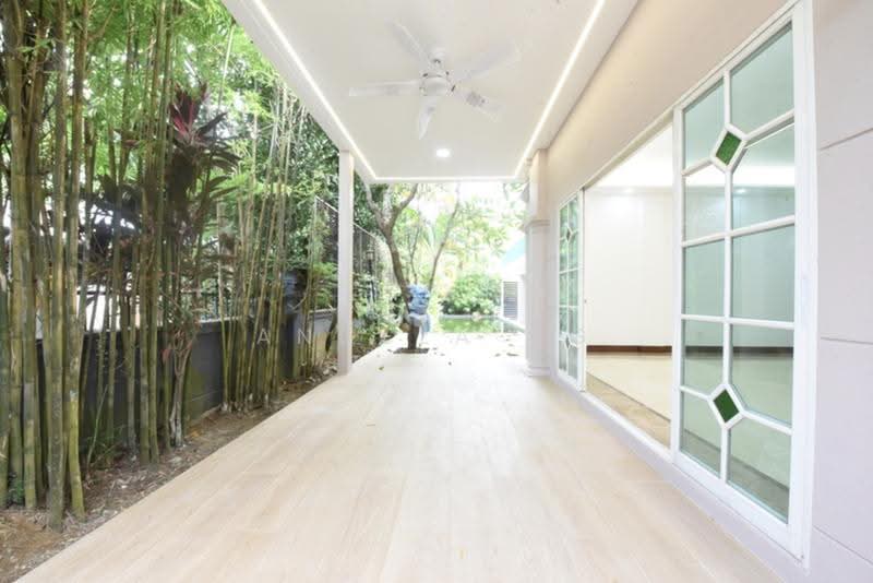 Gentle Villas, Gentle Drive, Newton / Novena, 5 Bedrooms, 7,382 sqft, Detached House For Rent, by Angela Ng, 500270126 - Exterior - PropertyGuru.com.sg