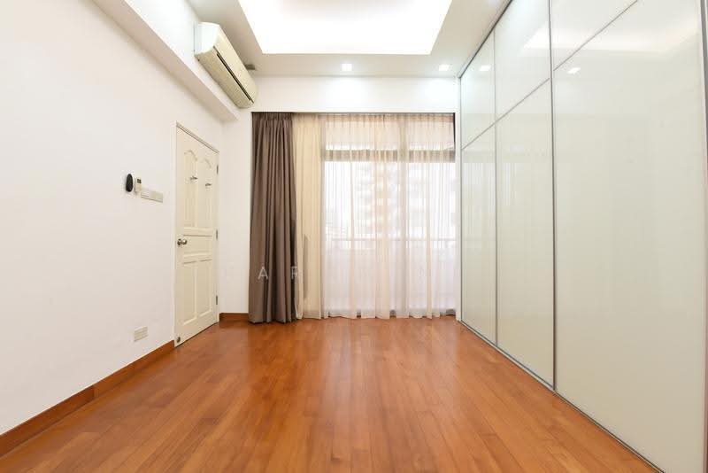 Regency Park, 9 Nathan Road, Tanglin / Holland / Bukit Timah, 5 Bedrooms, 3,650 sqft, Condominium For Rent, by Sharon Nio, 500270130 - PropertyGuru.com.sg