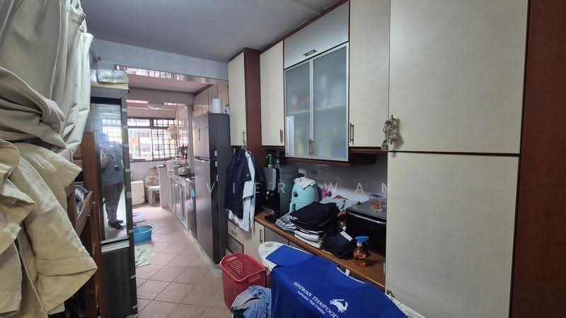 3 Beach Road, 3 Beach Road, Beach Road / Bugis / Rochor, 2 Bedrooms, 732 sqft, HDB Flat For Sale, by Javier Wan, 500270131 - Kitchen - PropertyGuru.com.sg