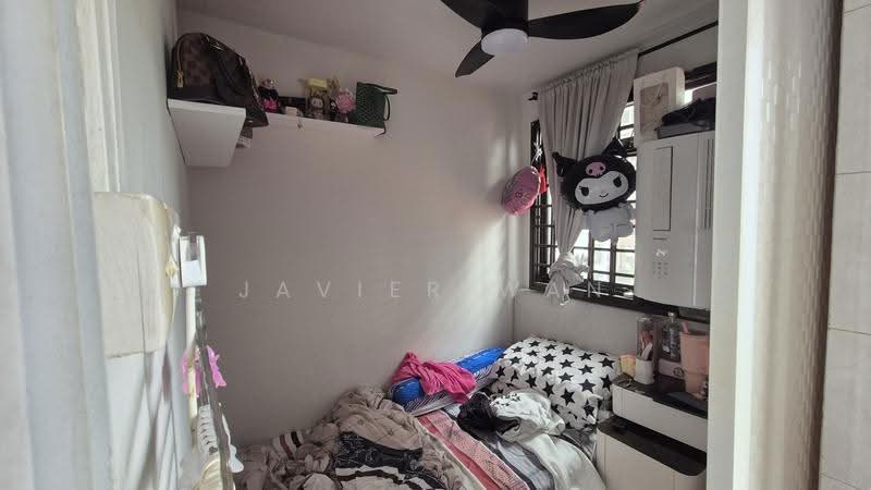 3 Beach Road, 3 Beach Road, Beach Road / Bugis / Rochor, 2 Bedrooms, 732 sqft, HDB Flat For Sale, by Javier Wan, 500270131 - Bedroom - PropertyGuru.com.sg