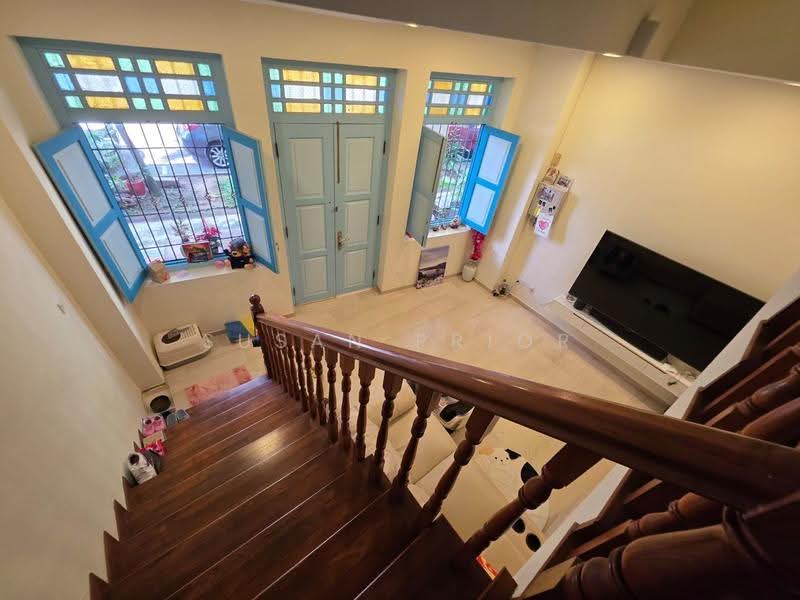 Fresh 3+1 Bed 4 Bath Geylang For Families Covered Parking, Geylang Road Conservation House, Eunos / Geylang / Paya Lebar, 3 Bedrooms, 2,750 sqft, Conservation House For Rent, by Susan Prior, 500270135 - Interior - PropertyGuru.com.sg