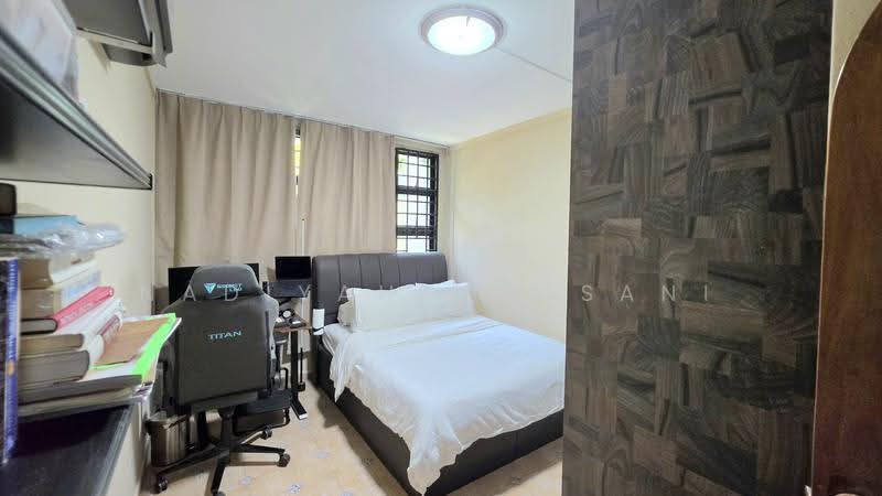 582 Woodlands Drive 16, 582 Woodlands Drive 16, Admiralty / Woodlands, 3 Bedrooms, 1,184 sqft, HDB Flat For Sale, by Nadiyah Kamsani, 500270136 - Bedroom - PropertyGuru.com.sg