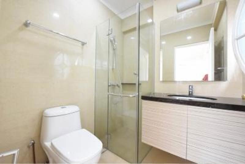 Gentle Villas, Gentle Drive, Newton / Novena, 5 Bedrooms, 7,382 sqft, Detached House For Rent, by Shawn Tan, 500270161 - Bathroom - PropertyGuru.com.sg
