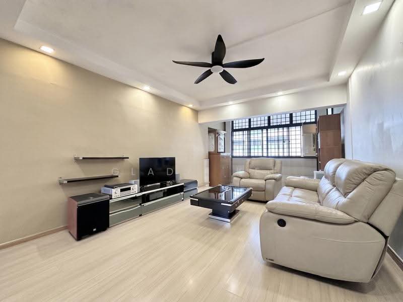 116 Serangoon North Avenue 1, 116 Serangoon North Avenue 1, Hougang / Punggol / Sengkang, 3 Bedrooms, 1,302 sqft, HDB Flat For Rent, by Gladys Kee, 500270165 - Living Room - PropertyGuru.com.sg