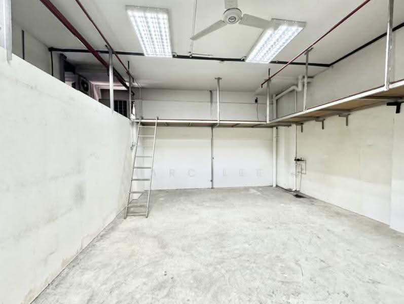 Shun Li Industrial Complex, 705 Sims Drive, Eunos / Geylang / Paya Lebar, 3,294 sqft, Light Industrial (B1) For Rent, by Marc Lee, 500270167 - Interior - CommercialGuru.com.sg