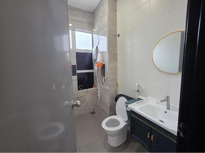 Miltonia Residences, 552 Miltonia Close, Sembawang / Yishun, 4 Bedrooms, 1,517 sqft, Condominium For Sale, by Eric Tay CK, 500270206 - Bathroom - PropertyGuru.com.sg