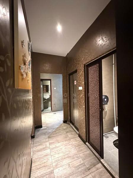 3 Storey Shophouse Approved for Spa Massage Club Street / Tanjong Pagar / Chinatown / Telok Ayer, Club Street, Chinatown / Tanjong Pagar, 5,440 sqft, Shop / Shophouse For Rent, by Sharon Fu 傅丽华, 500270214 - Corridor - CommercialGuru.com.sg