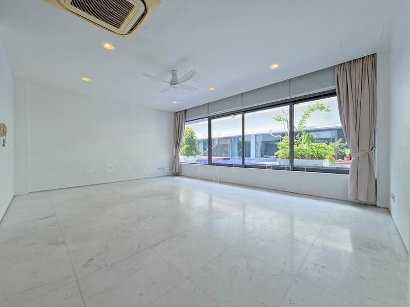 Gentle Reflections, Gentle Road, Newton / Novena, 6 Bedrooms, 4,230 sqft, Cluster House For Sale, by Joyce Lye Hui Xin, 500270226 - Living Room - PropertyGuru.com.sg