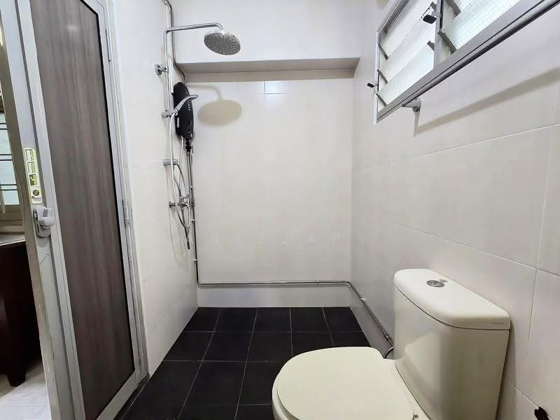 786E Woodlands Drive 60, 786E Woodlands Drive 60, Admiralty / Woodlands, 3 Bedrooms, 980 sqft, HDB Flat For Rent, by FarizJap ., 500270228 - Bathroom - PropertyGuru.com.sg