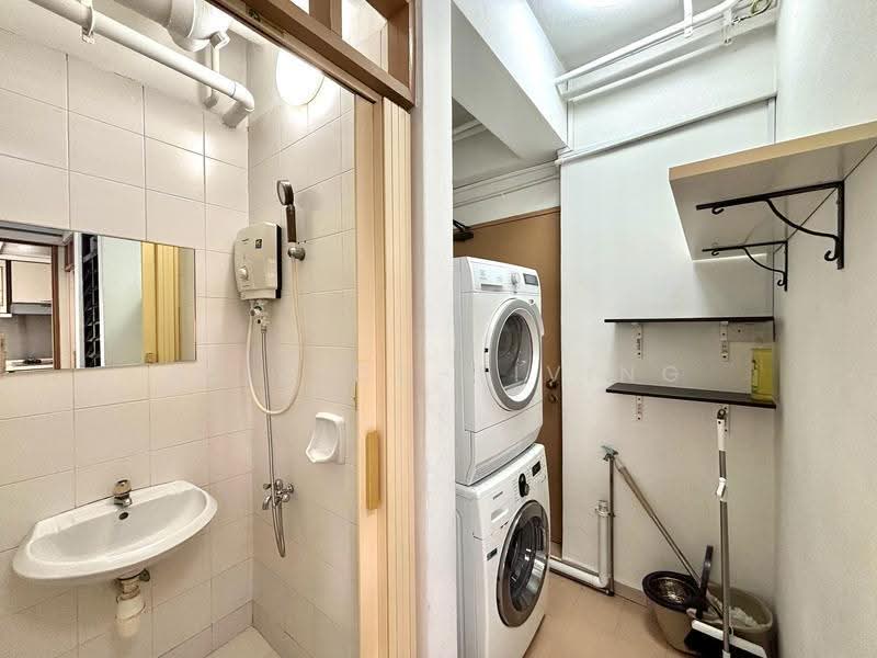 Central Green, 1 Jalan Membina, Alexandra / Commonwealth, Room Rental, 85 sqft, Condominium For Rent, by Asia Coliving, 500270234 - Bathroom - PropertyGuru.com.sg