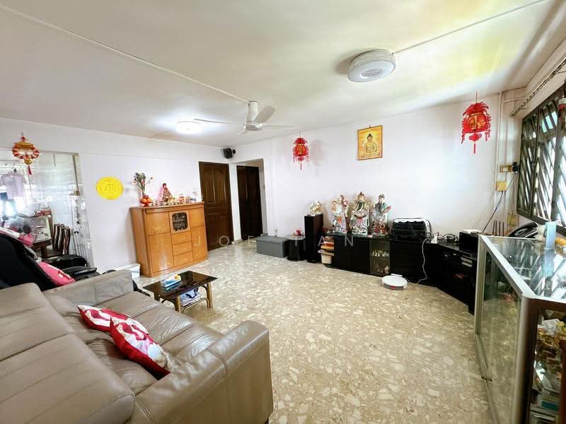 470 Ang Mo Kio Avenue 10, 470 Ang Mo Kio Avenue 10, Ang Mo Kio / Bishan / Thomson, Room Rental, 150 sqft, HDB Flat For Rent, by Joe Tan, 500270235 - Living Room - PropertyGuru.com.sg