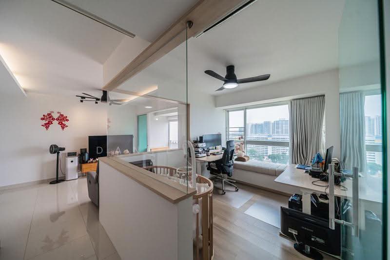 588D Ang Mo Kio Street 52, 588D Ang Mo Kio Street 52, Ang Mo Kio / Bishan / Thomson, 3 Bedrooms, 979 sqft, HDB Flat For Sale, by Daniel Wong, 500270237 - Common room / Study - PropertyGuru.com.sg
