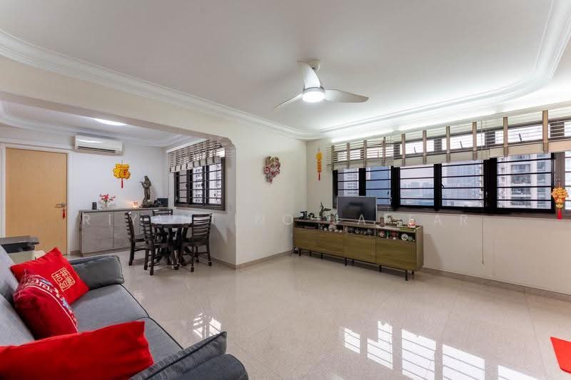 13 Cantonment Close, 13 Cantonment Close, Chinatown / Tanjong Pagar, 3 Bedrooms, 969 sqft, HDB Flat For Sale, by Riyantino Jaffar, 500270241 - Living Room - PropertyGuru.com.sg