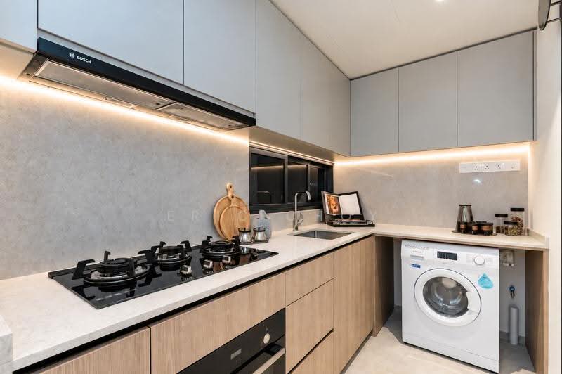 Coastal Cabana, 32 Jalan Loyang Besar, Changi Airport / Changi Village, 3 Bedrooms, 872 sqft, Executive Condominium For Sale, by Eric Choy, 500270243 - Kitchen - PropertyGuru.com.sg