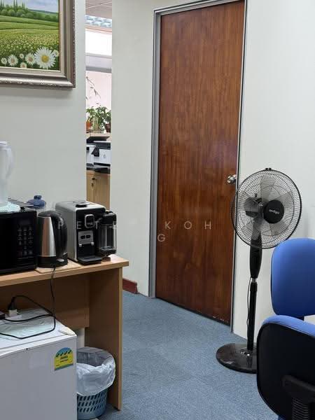The Plaza, 7500A Beach Road, Beach Road / Bugis / Rochor, 550 sqft, Office For Rent, by Peter Koh H .G, 500270244 - Interior - CommercialGuru.com.sg